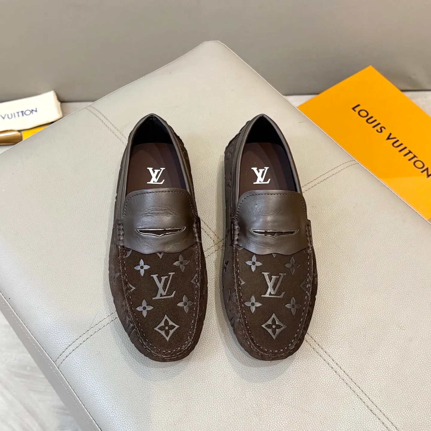 Factory price: 460💰LV men's beanie shoes 2025 official website synchronization <market top version> imported nubuck leather/embossed ➕ black cowhide original packaging. Size 38-45
